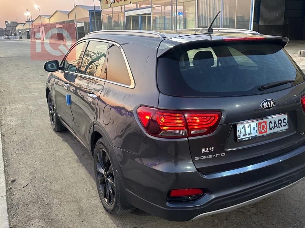 كيا سورينتو